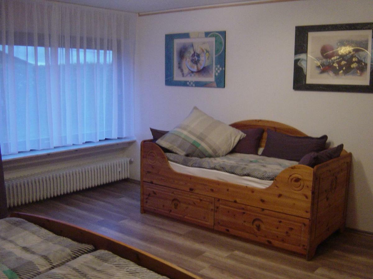 Haus Am Wald Apartment Hillscheid ภายนอก รูปภาพ