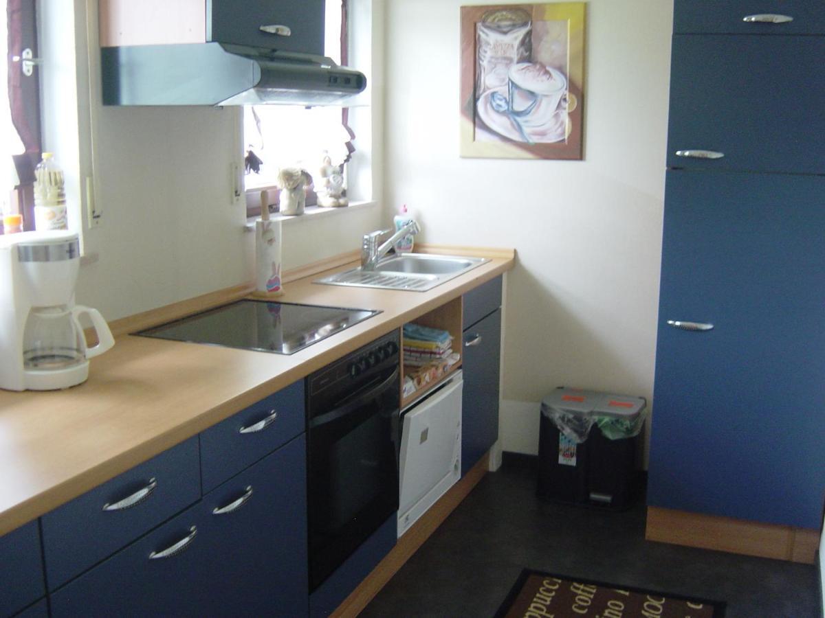 Haus Am Wald Apartment Hillscheid ภายนอก รูปภาพ
